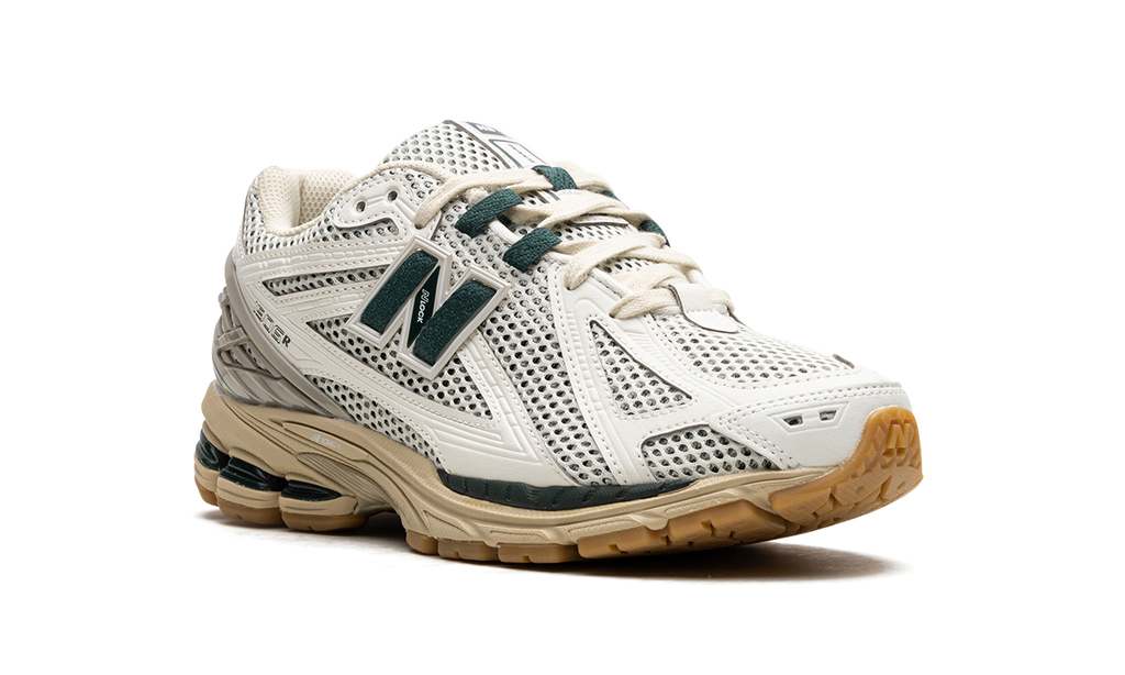 New Balance 1906R "Kith-Black"