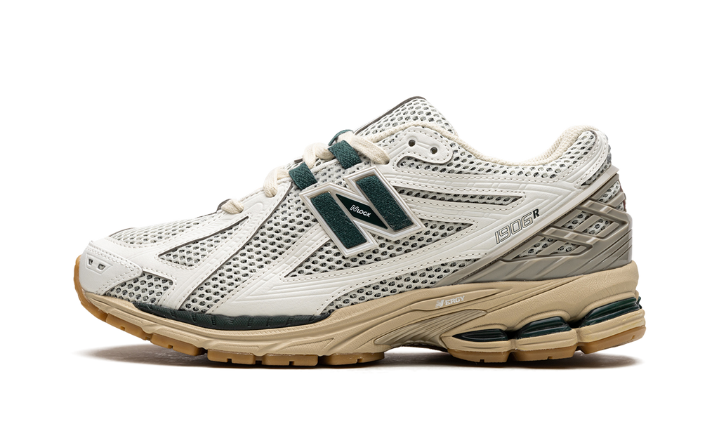 New Balance 1906R "Kith-Black"