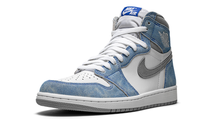 Jordan 1 Retro High Hyper Royal Smoke Gray