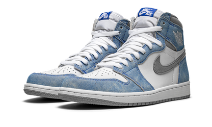 Jordan 1 Retro High Hyper Royal Smoke Gray