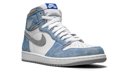 Jordan 1 Retro High Hyper Royal Smoke Gray