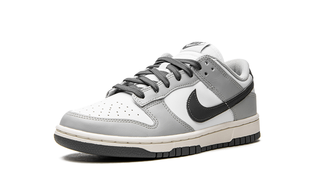 Nike Dunk Low Light Smoke Gray