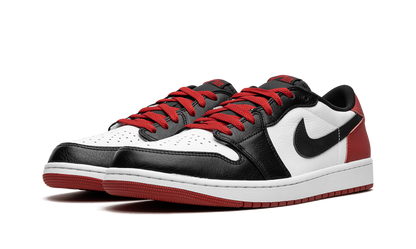 Jordan 1 Retro Low Black Toe