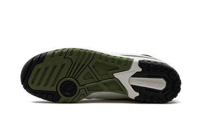 New Balance 550 White / Dark Olivine